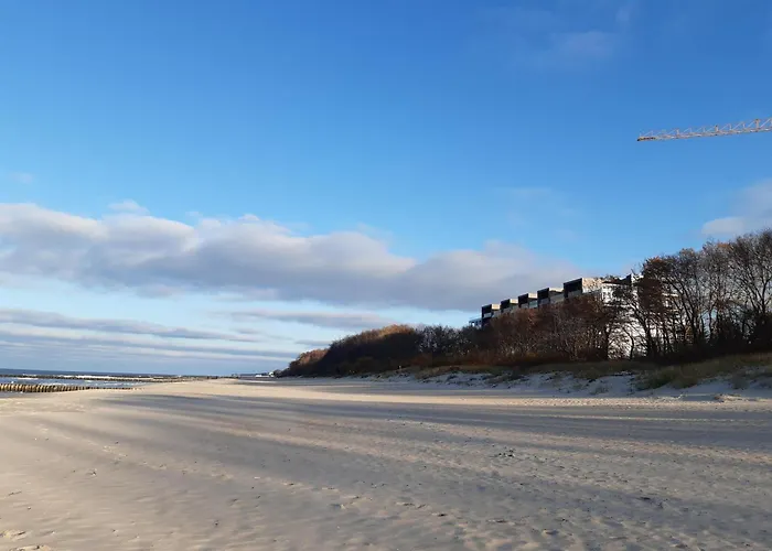 Lazurowe Wybrzeze Z Widokiem Na Morze - Perlowa Przystan - *